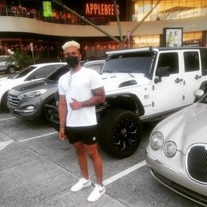 Meet your Posher, Arturo